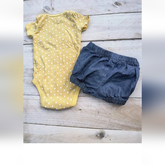 Carter's Baby Girl Polka Dot One Piece With Denim Shorts Yellow Blue Size 6 Mos - Picture 6 of 6